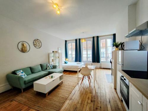 Paris IV - Séjour à Auxerre