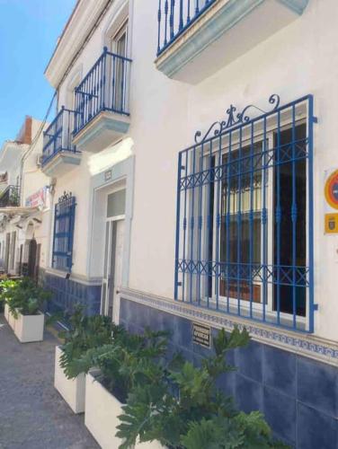 Seagrass - Sanctuary in vibrant Old Town Spain