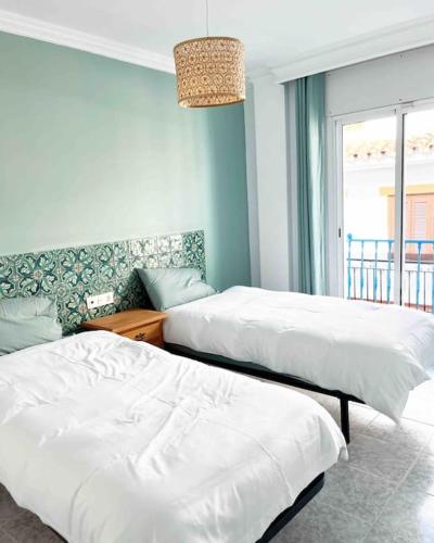 Seagrass - Sanctuary in vibrant Old Town Spain