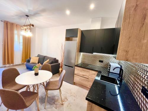 Calpe apartamento lujoso 30m de la playa a estrenar wifi aire piscina