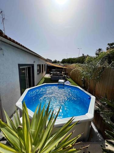 Villa les n’amours piscine spa jacuzzi climatisé