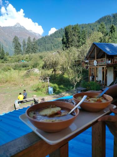Fotografie z fotogalerie ubytování Zevibes Cafe & Homestay v destinaci Kalgha