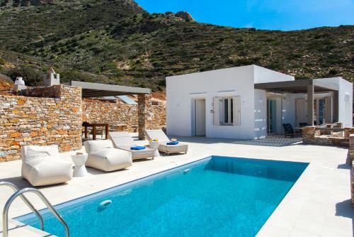 Bazén v ubytovaní Filadaki Villas alebo v jeho blízkosti