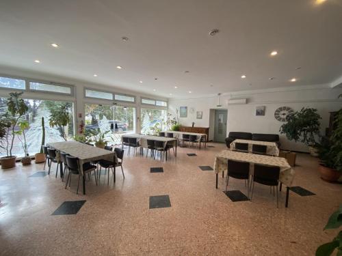 Restaurace v ubytování HOTEL LE FLOREAL