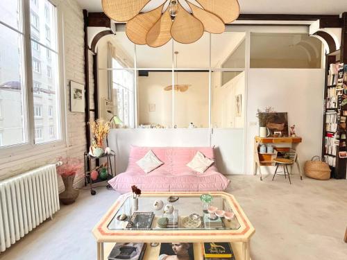 Luxurious loft in the heart of Belleville (2 bedrooms)