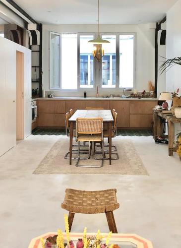 Luxurious loft in the heart of Belleville (2 bedrooms)