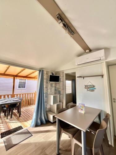 Mobil Home Abricotiers 1