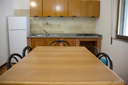 Dapur atau dapur kecil di Villette Vacanze Bivona