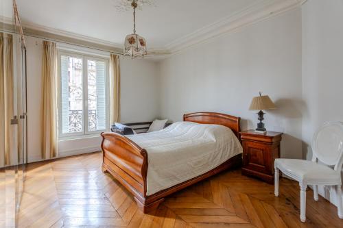 SACRE COEUR Grand Duplex 130 m2 - 4 chambres + double living