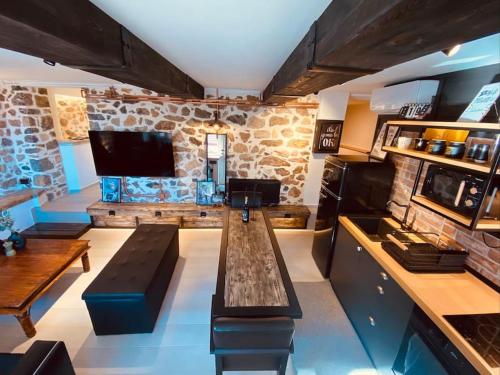 Gallery image of calm stone house elemm in Kastoria