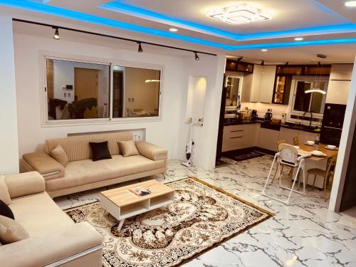 2 bedrooms Smart Home 5m drive to the Sea