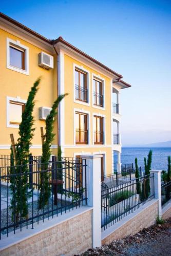 Γενική θέα στη θάλασσα ή θέα στη θάλασσα από  αυτό το διαμέρισμα