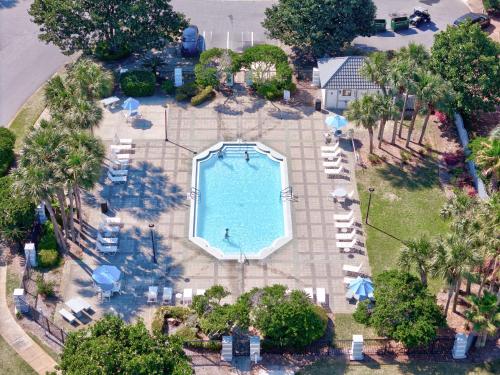 an overhead view of a pool at a resort at Martinique Close To Beach Pet Friendly in Destin