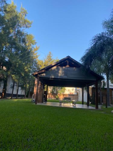 Taman di luar Cabañas Don David