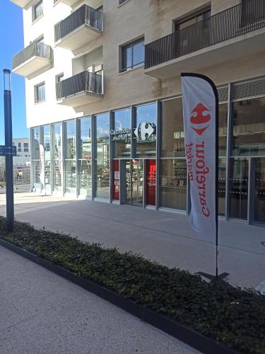 Centre ville, Parking, transport en commun au pied de l'immeuble