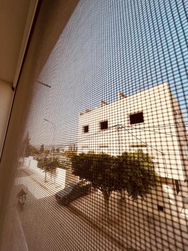 Το κτήριο όπου στεγάζεται  το διαμέρισμα
