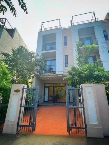 Το κτήριο όπου στεγάζεται  το διαμέρισμα