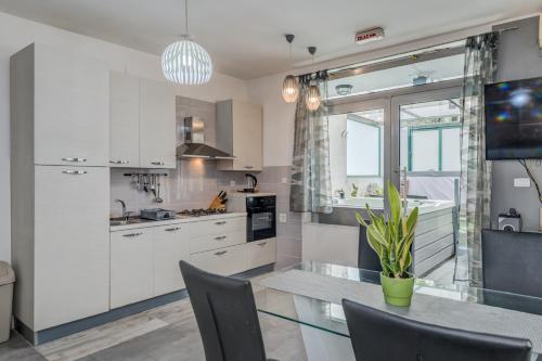 Apartment Slavica-New-With Jacuzzi