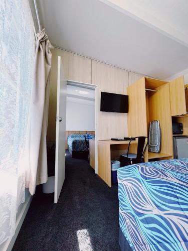 Dapur atau dapur kecil di Seymour Motel