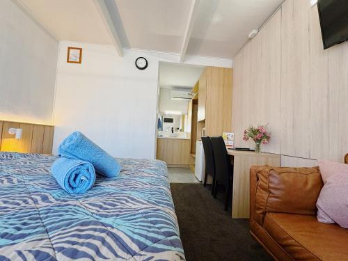 Katil atau katil-katil dalam bilik di Seymour Motel