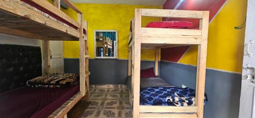 Gambar di galeri bagi Shanti Cafe & Hostels di Kasol