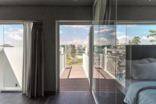 Balkoni atau teres di Adela Hotel Dalat