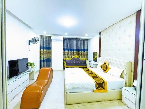 TV a/nebo společenská místnost v ubytování Binh Nguyen Hotel 2