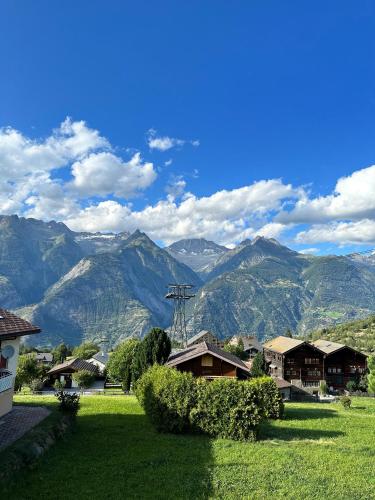 Gallery image of Haus Christania, Obergeschoss, Unterbäch Wallis in Unterbäch