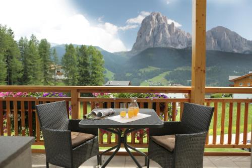Fotografia z galérie ubytovania Apartments La Mana v destinácii Santa Cristina in Val Gardena