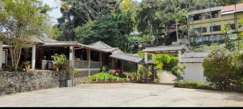 Gallery image of Eeescart Family Resort in Bandarawela