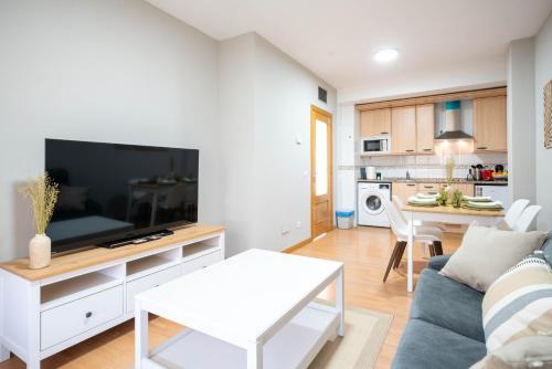 Η κουζίνα ή μικρή κουζίνα στο Apartamentos GO Covaresa Parking Bajo disponibilidad- Zona libre de bajas emisiones