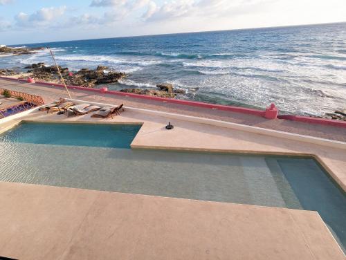Kolam renang di atau dekat dengan Oceandreams 3br 2ba - New Condo - Fantastic Views