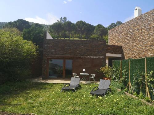 セルヴァ・デ・マルにあるCap de Creus : bungalow, jardin y vista al mar.のギャラリーの写真