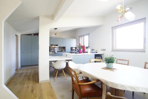 le Cloumel Appt 8 pers 120 m terrasse 60m plein centre vue montagne