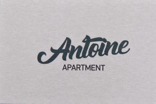 Gallery image of Antoine Apartment in Néa Péramos