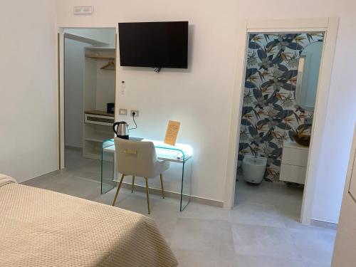Μια τηλεόραση ή/και κέντρο ψυχαγωγίας στο Elegance Paema