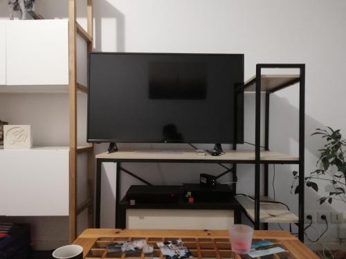 Photo de la galerie de l'établissement Appartment with garden - Chaville, à Chaville