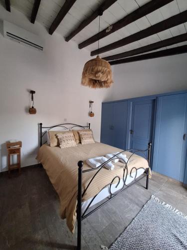 Ένα ή περισσότερα κρεβάτια σε δωμάτιο στο Jennas House