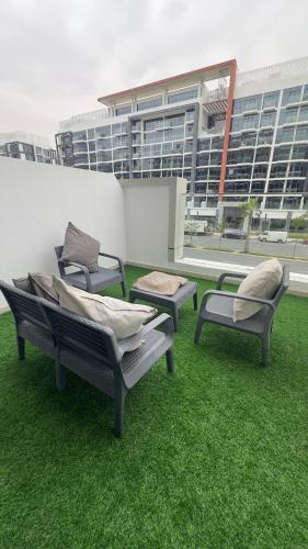 Φωτογραφία από το άλμπουμ του Luxury Studio with big balcony Azizi Riviera Meydan στο Ντουμπάι