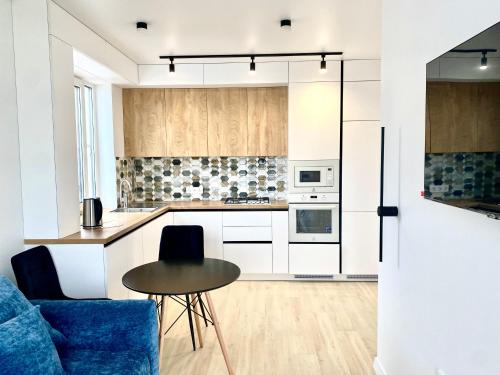 Köök või kööginurk majutusasutuses Панорамні апартаменти