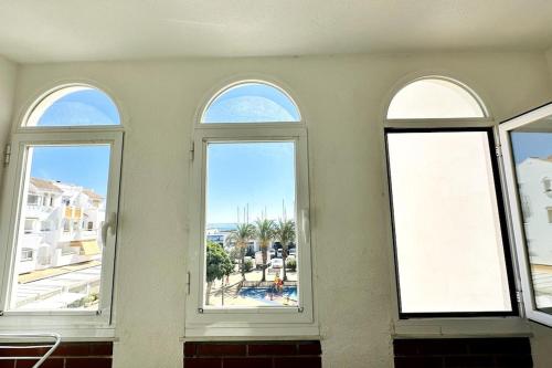 Imagen de la galería de Almerimar Seaside Flat, en El Ejido