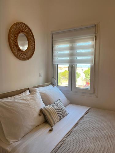 "Calm Joy & J" - Calm