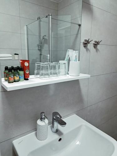 Ένα μπάνιο στο Apartman West Zen