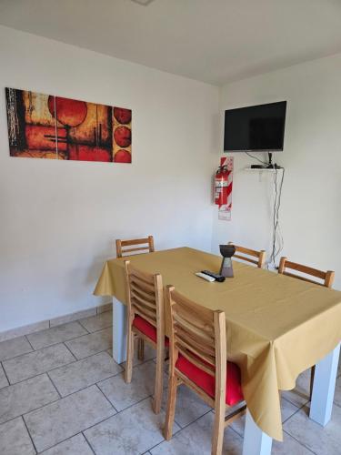 Jadalnia w apartamencie