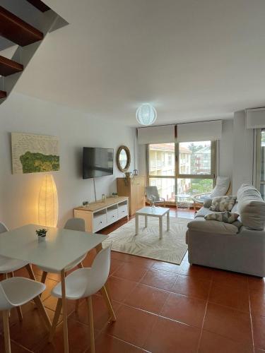 Duplex 1aLinea PLAYA Incluye PARKING PRIVADO y TRASTERO Wifi FIBRA alta velocidad