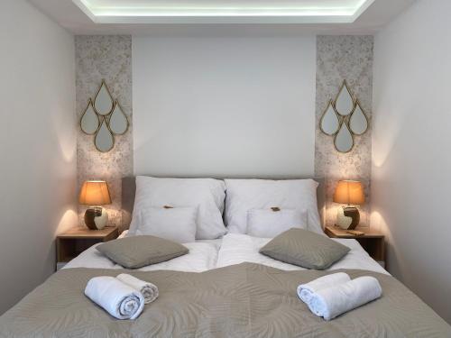 Gallery image of Sunshine Homes Luxury Apartmanok in Zamárdi