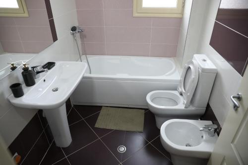 Φωτογραφία από το άλμπουμ του Square View Apartment σε Vlorë