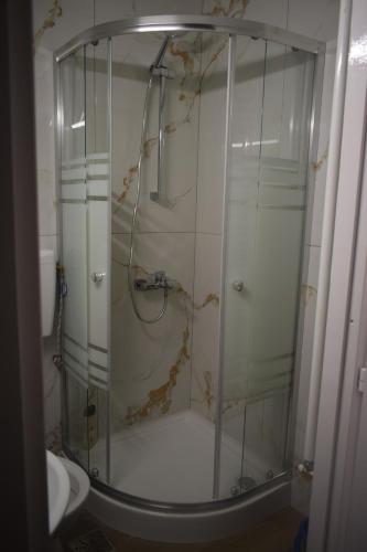 Ένα μπάνιο στο Apartament Nicolae Iorga RHBM