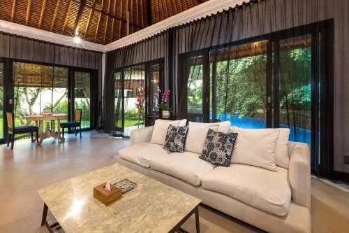 Ruang duduk di Villa Ayung