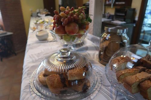Makanan di atau berdekatan apartmen